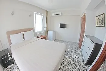 Hotel Ahinos Butik *